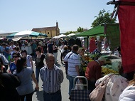 marché, typique,fruits, légumes, biologiques,fleurs,vêtements,poterie,vannerie,Guadix,artisanat