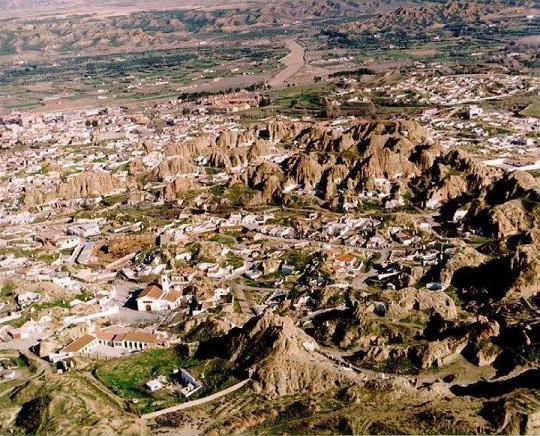 paysages, andalousie,guadix,western,eau, verdure,insolite,jolis coins,patrimoine, culture,randonnées,touriste,rare